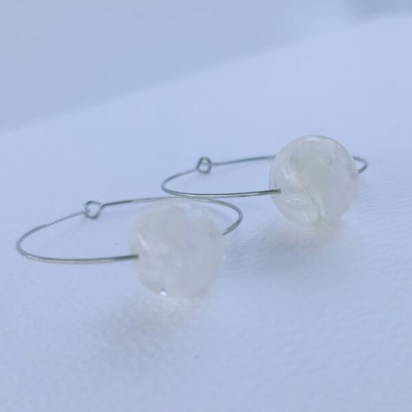 boucles d'oreilles créoles flamboyante blanc 204 en verre de Murano