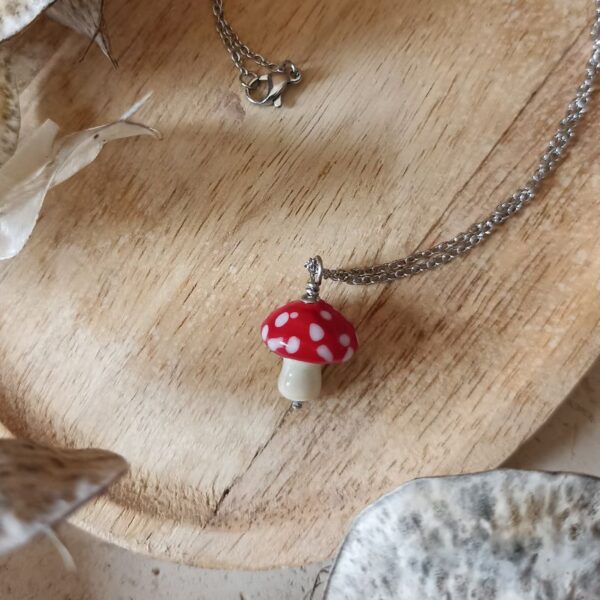 Collier Champignon Rouge – Collection Automne – Image 2