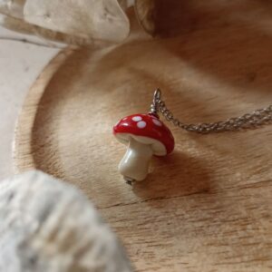 collier cueillette d'automne champignon en verre de Murano
