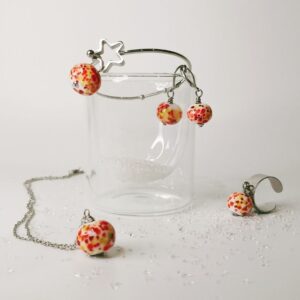 Ensemble-de-bijoux-la-tete-dans-les-etoile-couleur-solaire