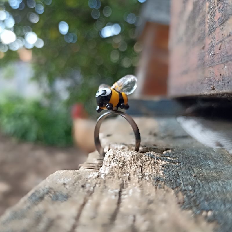 bague-abeille-en-verre-murano-file-Mon-petit-uni-verre