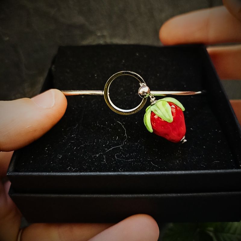 bracelet-fraise-en-verre-murano-Mon-petit-uni-verre