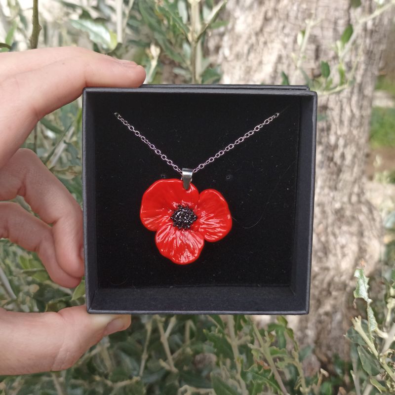 collier-coquelicot-en-verre-de-murano-a-offrir-mon-petit-uni-verre
