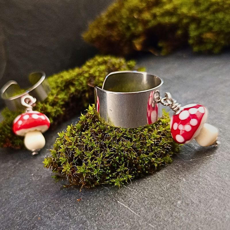 Bague Pampille Champignon Amanite en verre filé – Collection Jardin – Image 3