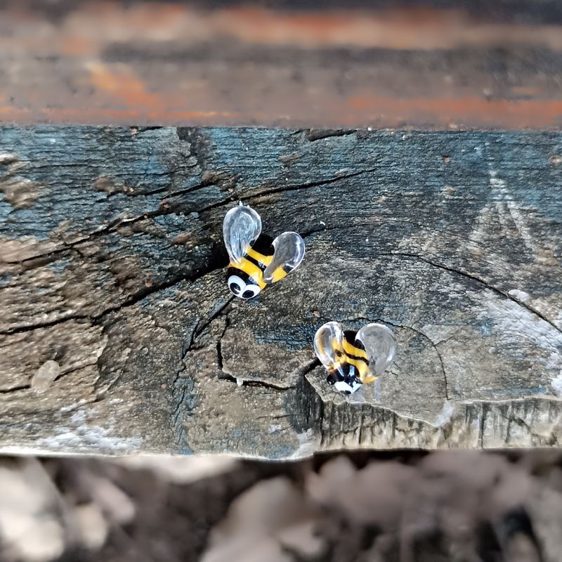 Puces d'Oreilles Abeille en verre filé – Collection Jardin – Image 4