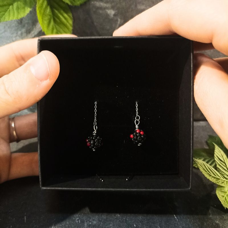 boucles-d-oreilles-cadeau-chaine-mure-en-verre-murano-Mon-petit-uni-verre