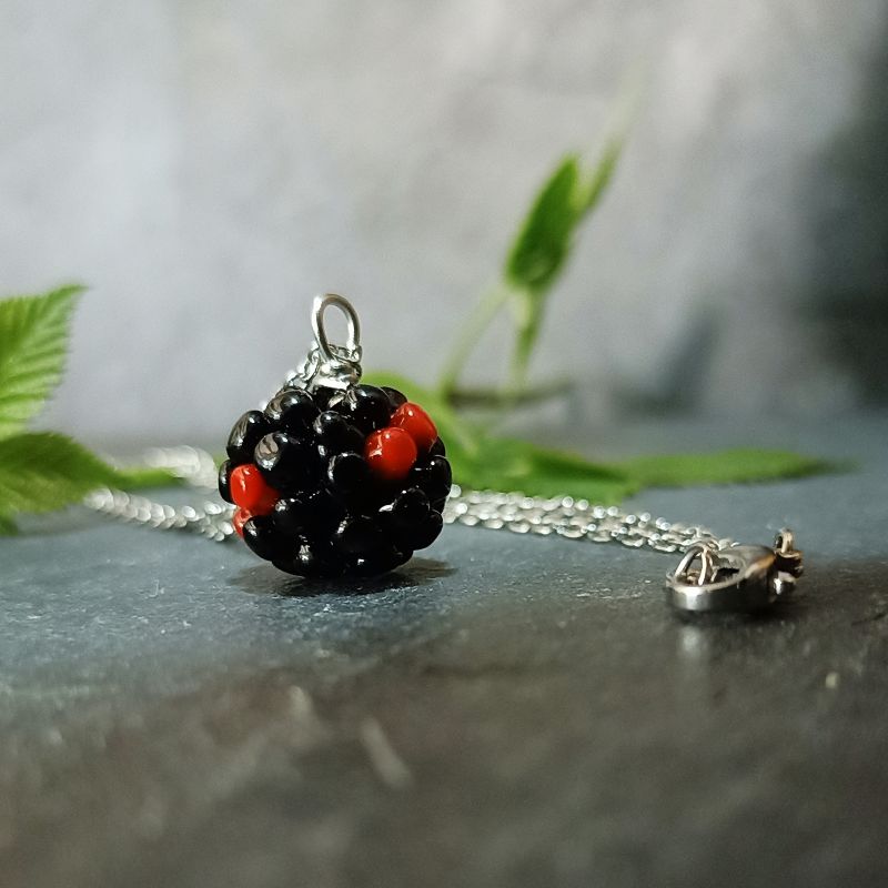 Collier Mûre en verre filé – Collection Jardin – Image 3